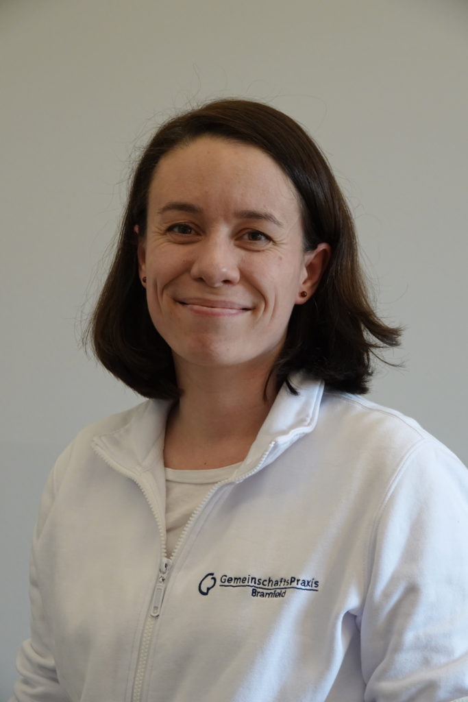 Dr. med. Katharina Iversen Ärztin, Weiterbildungsassistentin Allgemeinmedizin